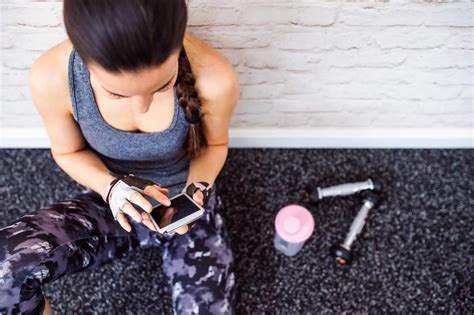 This fitness app is one of the best workout apps for android, which is solely designed for improving and making a perfect six pack abs within 42 days. The 10 best fitness apps - Medical News Today