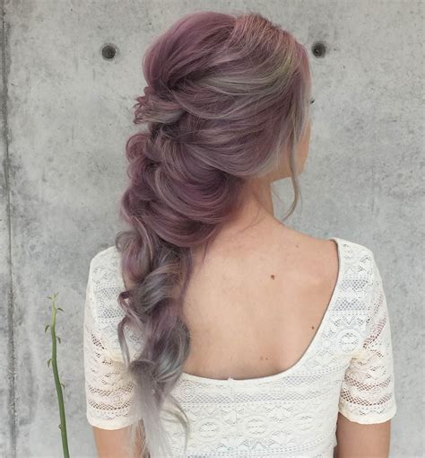 We Can T Get Enough Of This Curly Mermaid Hairstyle By