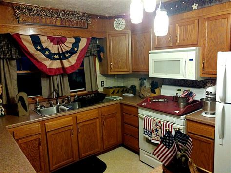 Kitchen paint kitchen redo kitchen makeovers redoing kitchen cabinets oak cabinet kitchen kitchen cabinetry kitchen countertops basic kitchen basement kitchen. Pin by Matthew Harris on Prim Americana | Home decor ...