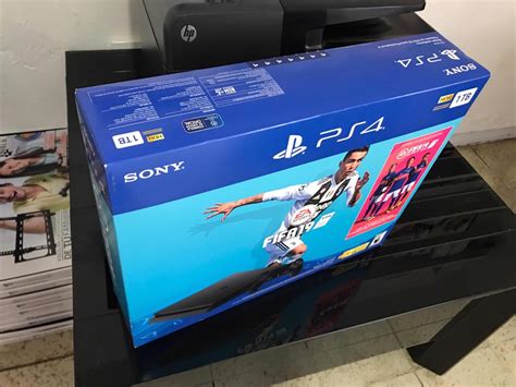 Dominate your opponents, and be on the top of the leaderboard. Playstation 4 Slim Ps4 1tb Fifa 2019 Nuevo A 12 Msi + Envió - $ 7,999.00 en Mercado Libre
