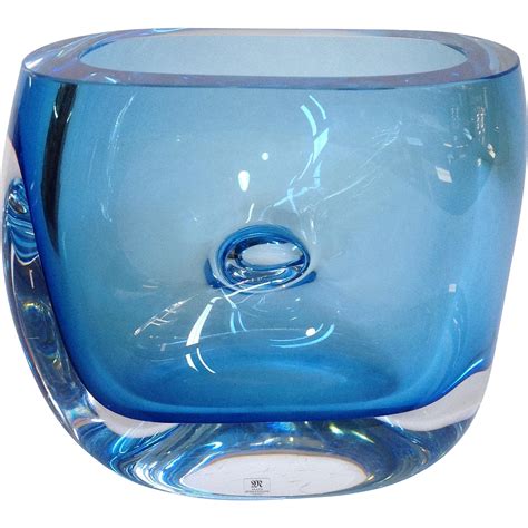 Mats Jonassen Maleras Blue Glass Pinch Vase Art Glass | Glass art, Blue glass, Glass