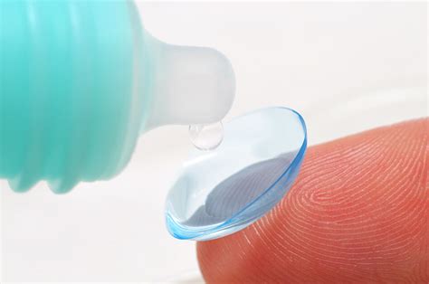 How To Put Contacts In And Take Them Back Out Again LensPure