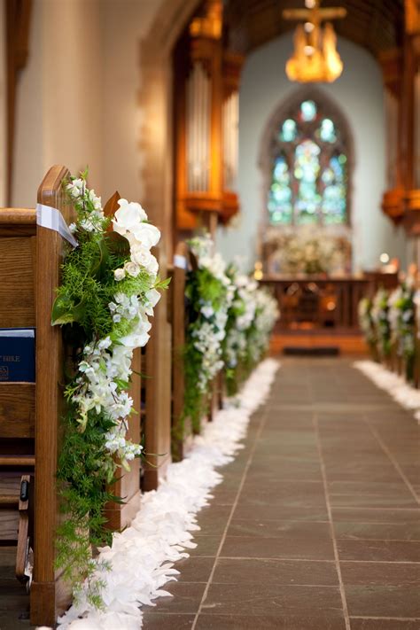 Pin By Ameena Divya On Down The Aisle In 2020 Church Wedding Flowers