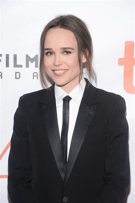 Elliot page‏подлинная учетная запись @theelliotpage 15 апр. ELLEN PAGE at Freeheld Premiere at 2015 Toronto ...