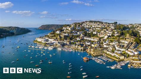 Salcombe Named Uks Most Expensive Seaside Town
