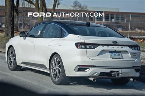 2023 Ford Mondeo Will Boast Optional Panoramic Moonroof