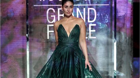 Lakme Fashion Week Kareena Kapoor Khan Is Back As The Showstopper At The Grand Finale Bharat