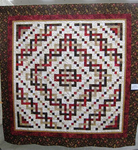 Quilting Land Trinity Celtic Knot Quilt