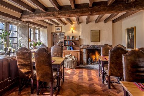 The Best Pubs With Rooms In The Peak District From Cosy Coaching Inns