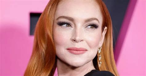 lindsay lohan fuming with fire crotch reference in new mean girls mirror online