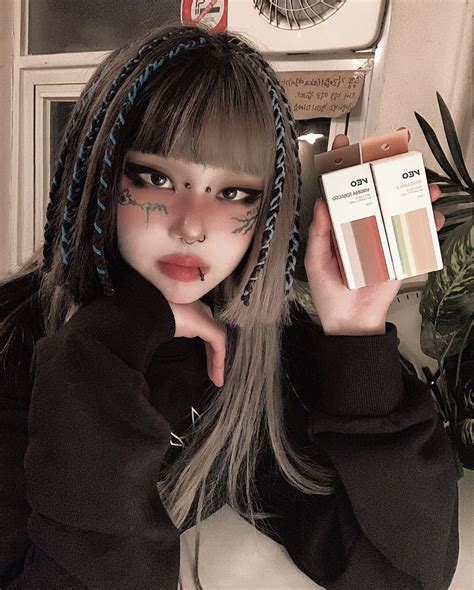 Goth Aesthetic Makeup 𝖆𝖑𝖑𝖈𝖚𝖙𝖊𝖌𝖎𝖗𝖑𝖘𝖍𝖊𝖗𝖊 In 2020