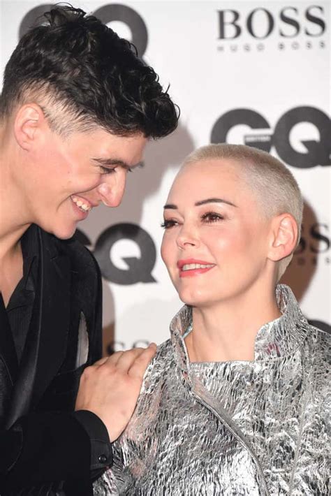 Rose McGowan Says Her Nude Dress At 1998 MTV VMA Was A Political