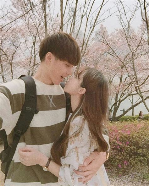 pin by みずき on cute korean couples cute couples goals couples in love ulzzang couple