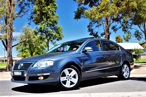 Maybe you would like to learn more about one of these? 2010 Volkswagen Passat 125TDI Highline Type 3C Auto - Find ...