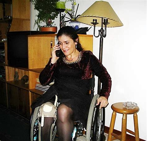 Pin By Francesca Hearne On Wheelchair Women Wheelchair Women Dresses