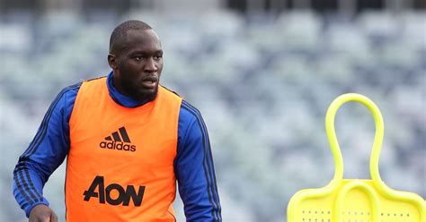 Latest news and transfer rumours on romelu lukaku, a belgian professional footballer who has played for clubs inter milan (internazionale), manchester united fc, everton fc. Inter Milan chief flies in for Romelu Lukaku transfer ...
