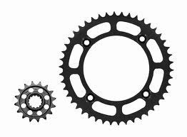 Combustor adalah ruang pembakaran, turbin bagian untuk mengubah energi tekanan udara da panas menjadi energi gerak. cara menetukan rasio gear motor.......