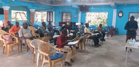 Nsawam Ghana School Impacting Their Area For Good — Bear Valley Bible