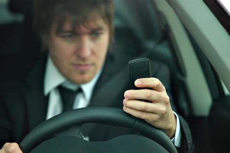 Cell Phones And Texting Distracted Driving Laws In Wyoming