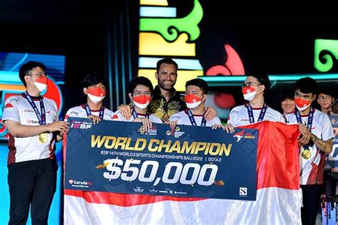 Mantap Raih 3 Emas Indonesia Juara Umum Kejuaraan Esport Dunia Di