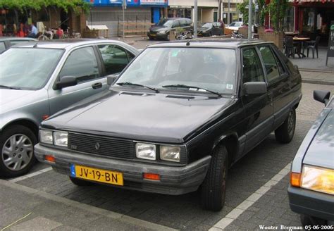 Renault 11 1983 1989 Hatchback 5 Door Outstanding Cars