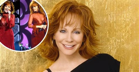Reba Mcentire Wore Red Dress Again That First Shocked Fans In 1993