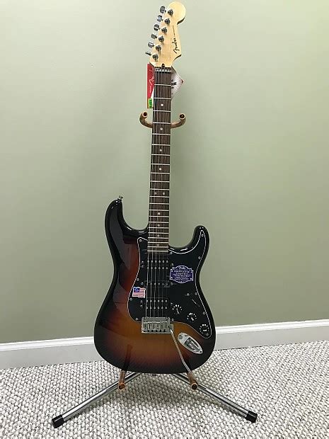 Fender American Deluxe Stratocaster Hsh 3 Color Sunburst 2013 Reverb