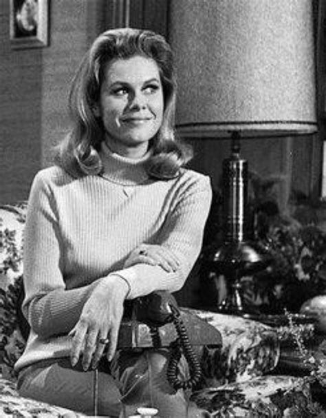Pin By Sam On Elizabeth Montgomery Elizabeth Montgomery Agnes Moorehead Bewitched Tv Show