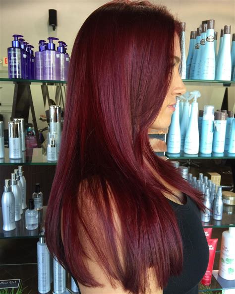 Feel like your tresses could use a cool upgrade but snipping just won't make the cut? 50 Shades of Burgundy Hair: Dark Burgundy, Maroon ...