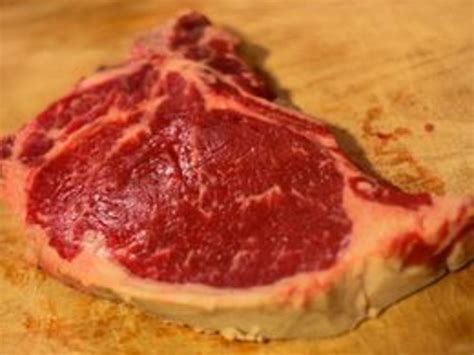 How to cook a t bone steak. How to Cook a T-Bone Steak on the Stove (with Pictures) | eHow