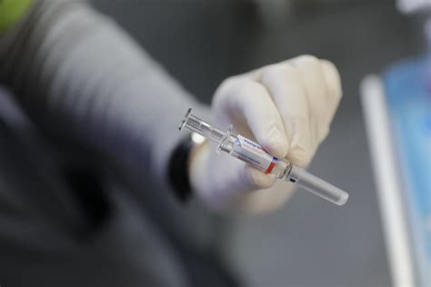 The news — the first results from any. JK pirmoji pasaulyje patvirtino „Pfizer" vakciną nuo COVID ...
