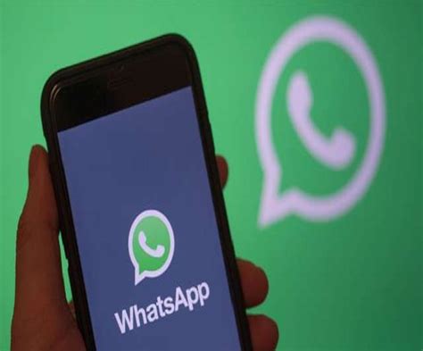 Whatsapp Down In India Users Unable To Send Media Files And Stickers