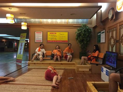experience siloam jjimjilbang seoul — review one of the best korean jjimjilbang at siloam sauna