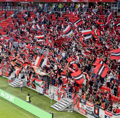 Az uefa „category 4 előírásainak. Serbien und Ungarn: Hier dürfen Fußball-Fans wieder ins ...