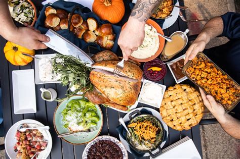 These spots offer Thanksgiving dinner for takeout or outdoor dining