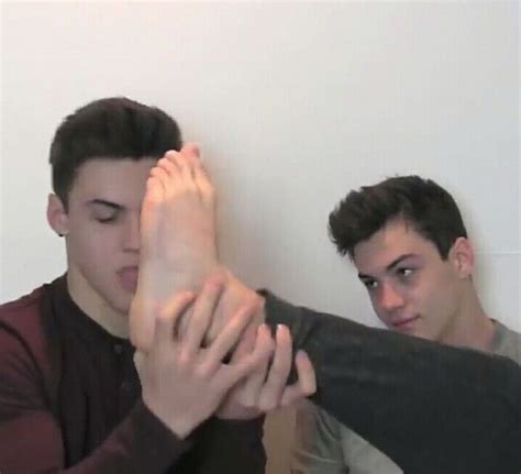 Dolan Twins Twin Guys Dolan Twins Barefoot Men