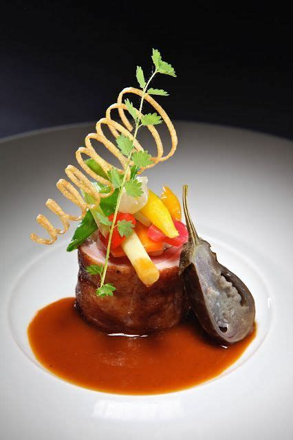 10 desserts plating fine dining ideas. Image result for michelin star plating | Fine dining ...