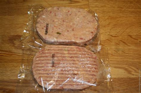 Steak Haché trompeur congelé Sur un Boeing Bleu de Mer