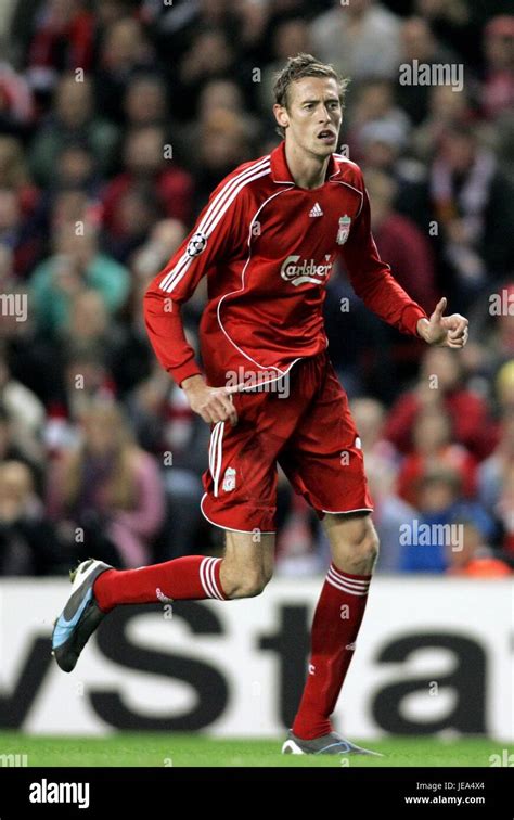 Peter Crouch Liverpool Fc Anfield Liverpool England 06 November 2007