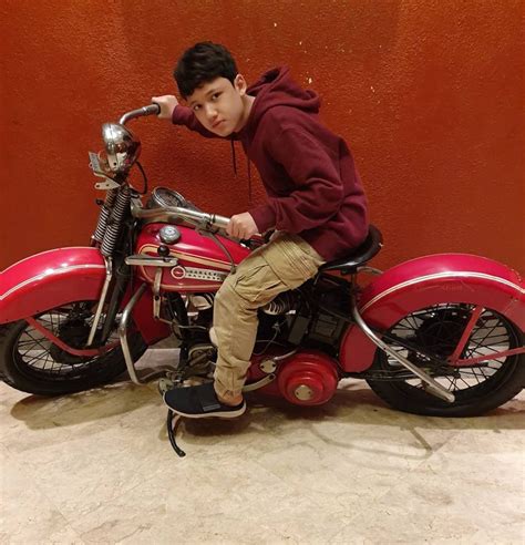 Alwi assegaf direstui orangtua untuk jadi pendakwah atau ustaz. Kembali Jadi 'Kian Santang', Ini 10 Potret Imut Menawan ...