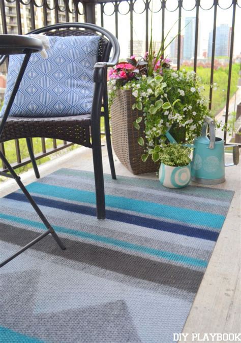 Diy Outdoor Painted Rug Transform Your Patio With Spray Paint