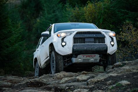 Un Authentique Camion Prêt à Tout La Gamme Toyota 4runner 2020 Offre