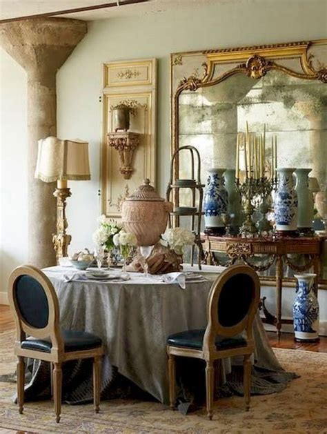 30 Dining Room In French