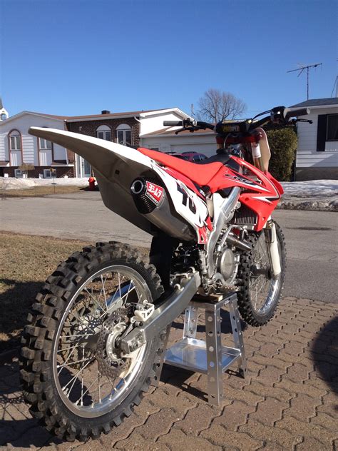 The new wheels are stronger and the airbox is now easier to access for filter. 2010 Honda Crf250r - emmandaoust's Bike Check - Vital MX