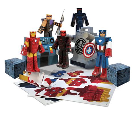 Avengers Papercraft Set