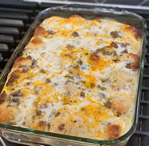 15 biscuits and gravy casserole anyone can make easy recipes to make at home