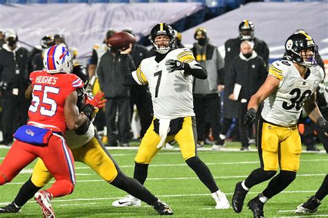 ESPN predicts the Steelers to be in the AFC Championship game - Behind 
