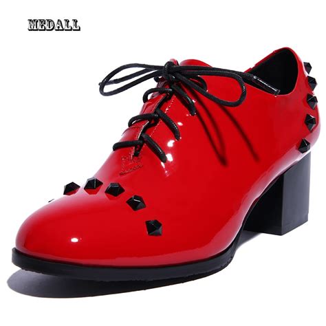 Hot Spring Brand Fashion Women Unique Flats Shoes Woman Loafers Rivets