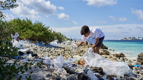 Addu City Partners With Maldives Ocean Plastics Alliance To Recycle Pet Plastic The Times Of Addu