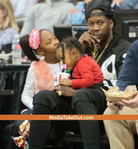 Newsytalk Group Photos Of 2chainz And Daughter At Atlanta Hawks Games